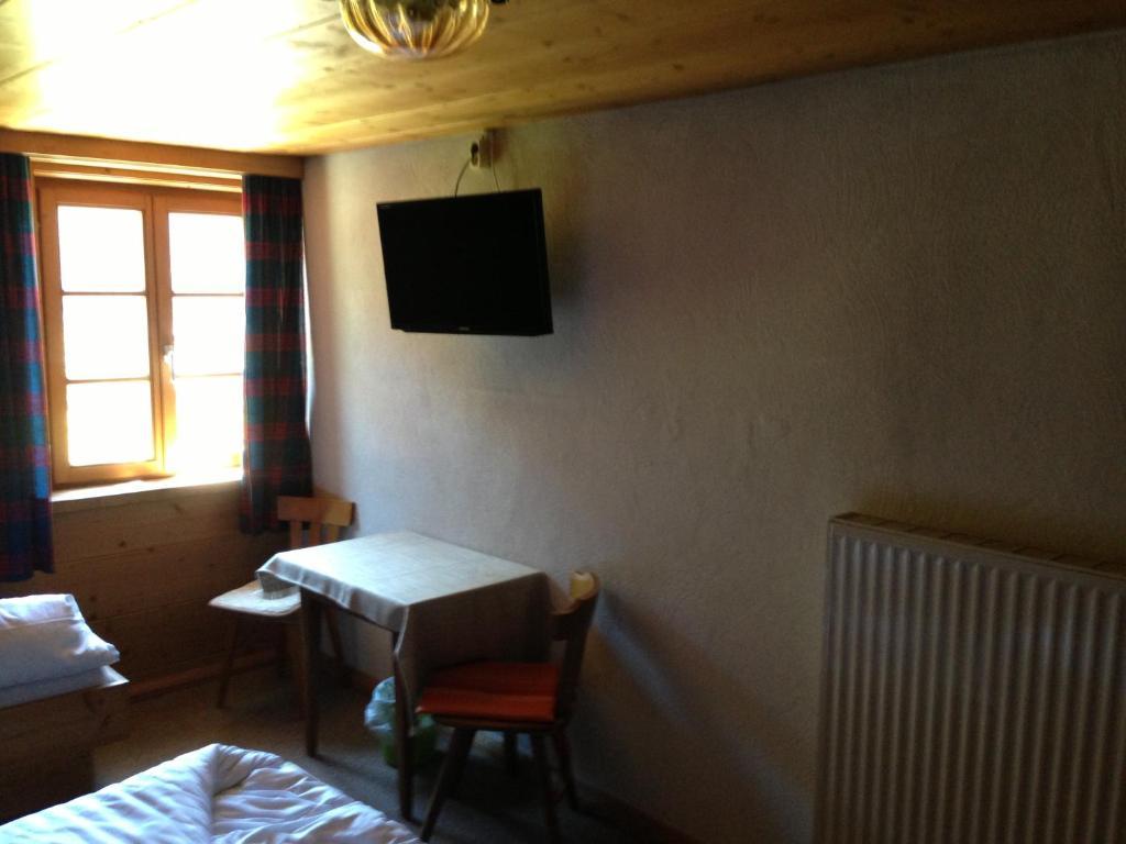 Gasthaus Sonne Тарренц Номер фото