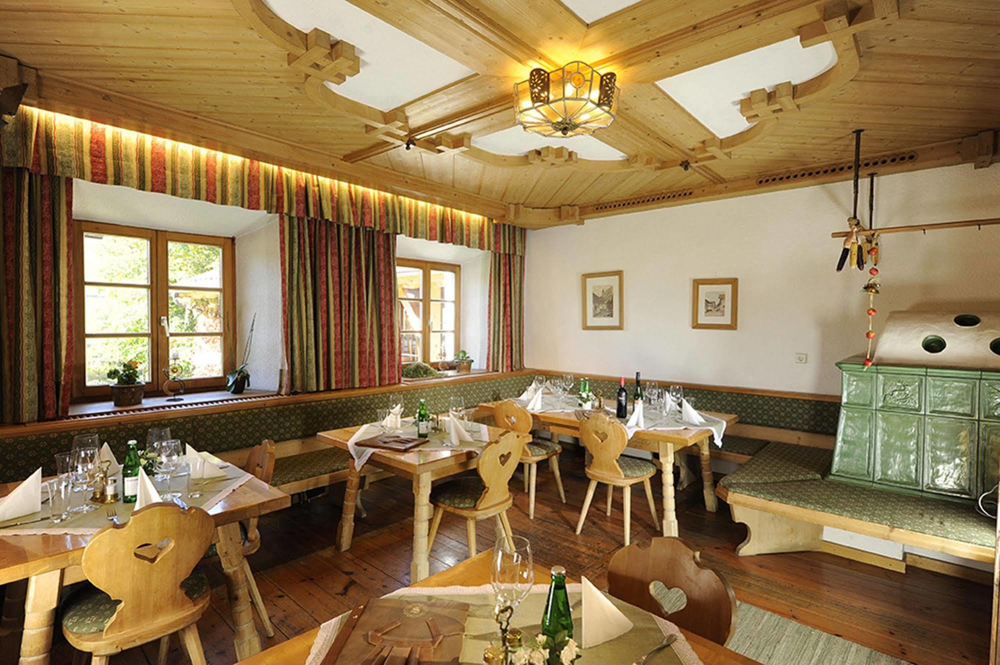 Gasthaus Sonne Тарренц Екстер'єр фото
